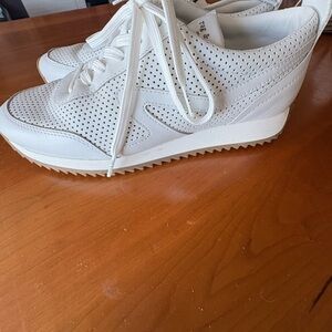 Rag & Bone White Perforated Retro Runners Size 38 (US8)